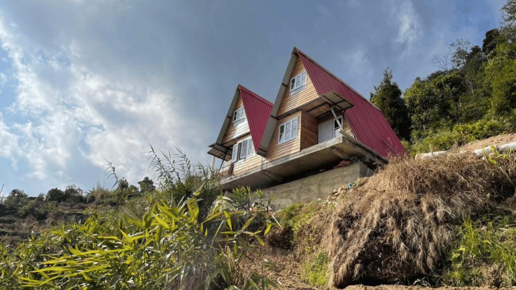 Mountain View Cabins in Upper Lingsebong